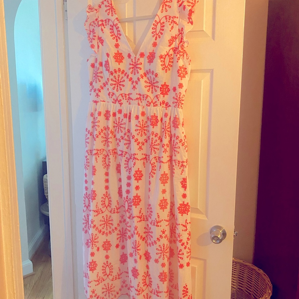 Lilly Pulitzer dress never worn white midi dress with hot pink Eyelet dress